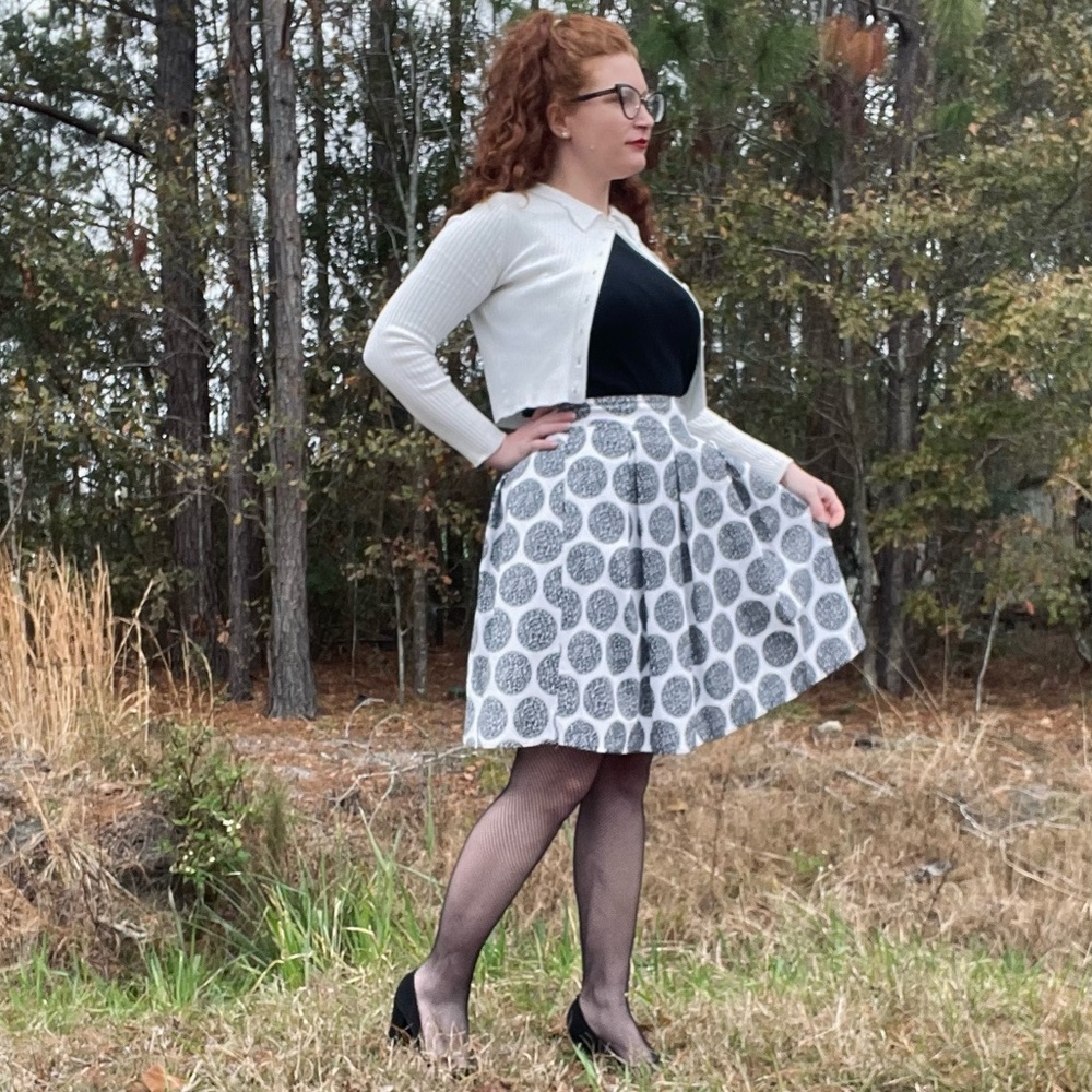 White House Black Market white w/ black polka dots skirt, size 2